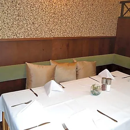 Hejtmansky Dvur Hotel Slany