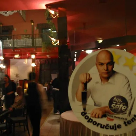 Hejtmansky Dvur Hotel Slaný