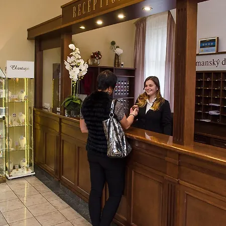 Hejtmansky Dvur Hotel Slaný