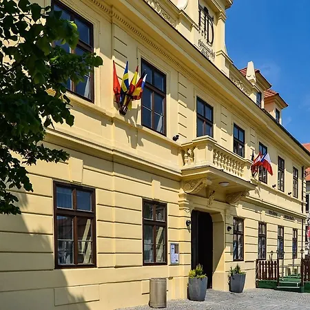 Hejtmansky Dvur 4* Slaný