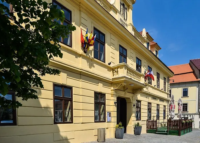 Hejtmansky Dvur 4* Slaný